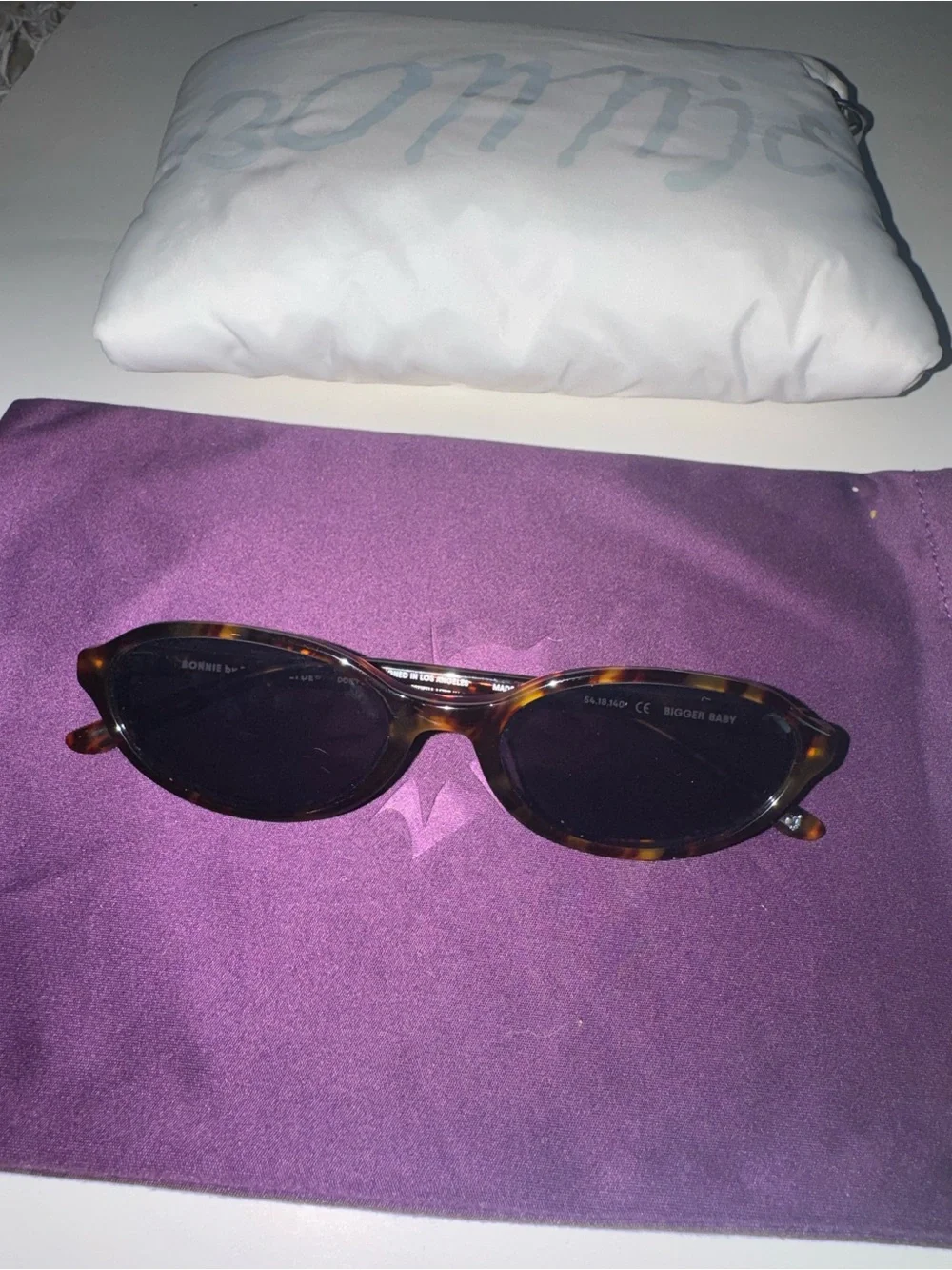 Bonnie and Clyde LA Tortoiseshell Oval Sunglasses - Brown